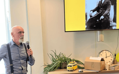 Feestelijke opening van nieuwe locatie Hahnemann apotheek op de geboortedag van Hahnemann